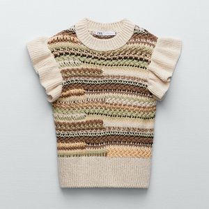 ZARA Ruffled Sleeve Knit Vest